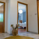 Апартаменти For Six With Free Parking